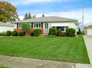 507 E Meadowlawn Blvd, Seven Hills, OH