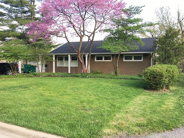 1st image of 111 Knollwood Dr
