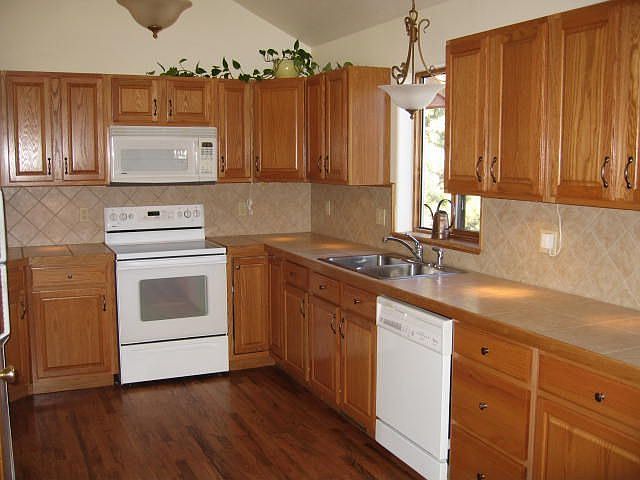 Large Kitchen