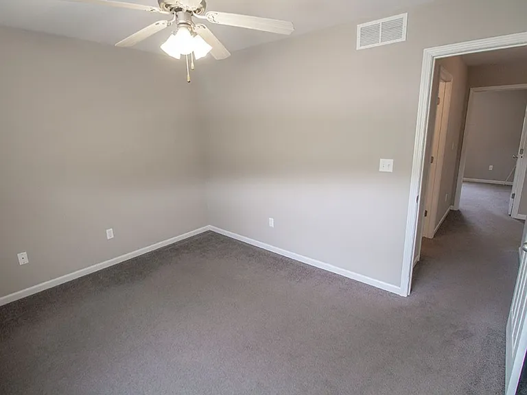 214 Arctic Wolf Ct — Photo 31