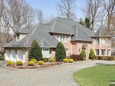 34 Hampshire Rd, Mahwah, NJ, 07430