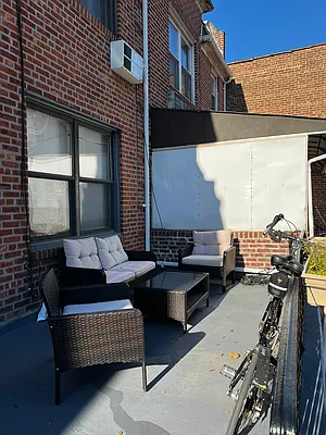 Rented by R New York | media 26