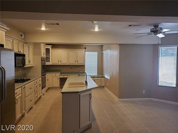 5th image of 2916 Pleasant Lake Dr