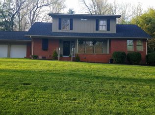 3 Dogwood Dr, Lexington, NC 27292