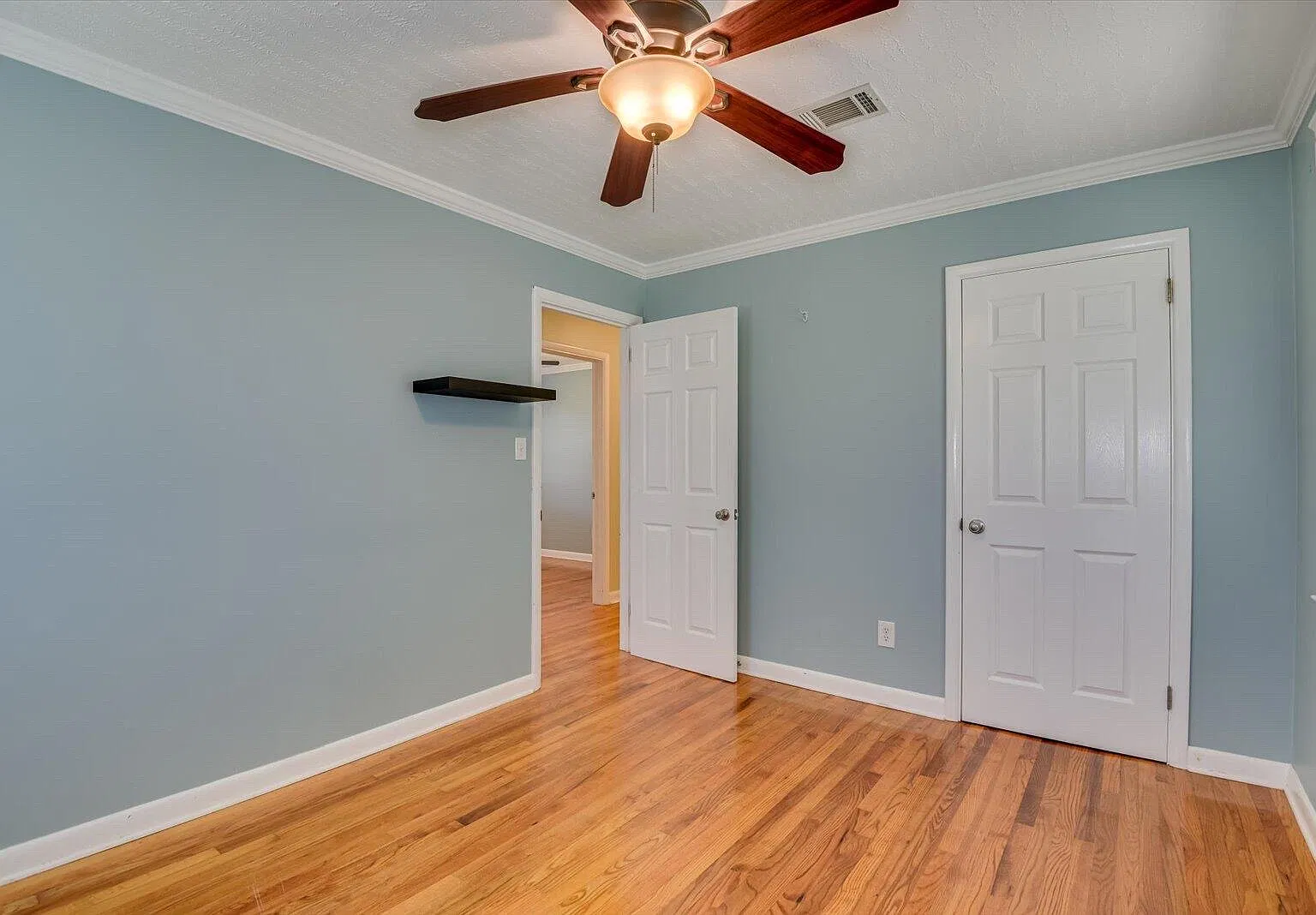 218 Pinehurst Drive — Photo 4