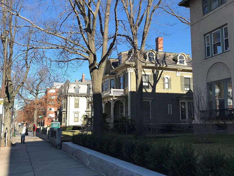 2nd image of 1619 Massachusetts Ave APT 7