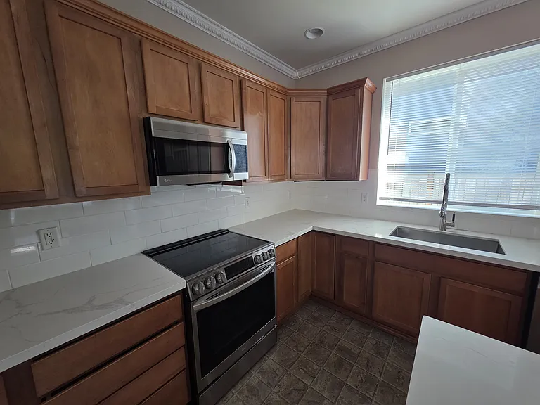 34313 13th Pl SW — Photo 8