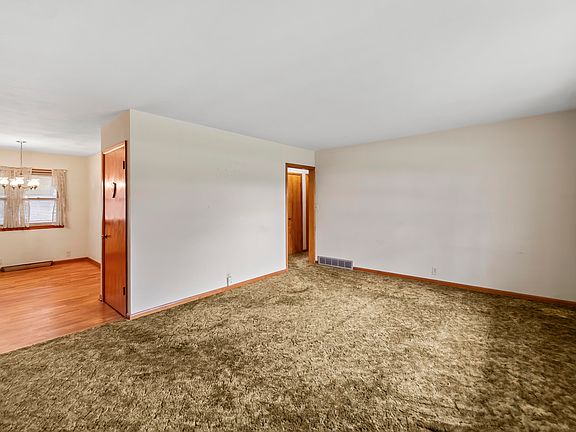 4th image of 636 11th St