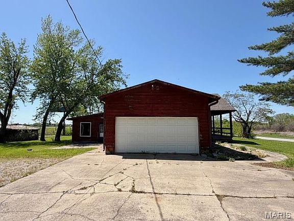 4th image of 328 Booneslick Rd