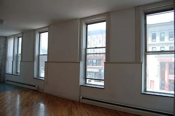 Rented by Mark David | media 25