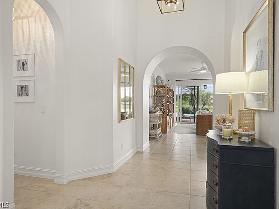 4th image of 2648 Fairmont Isle Cir