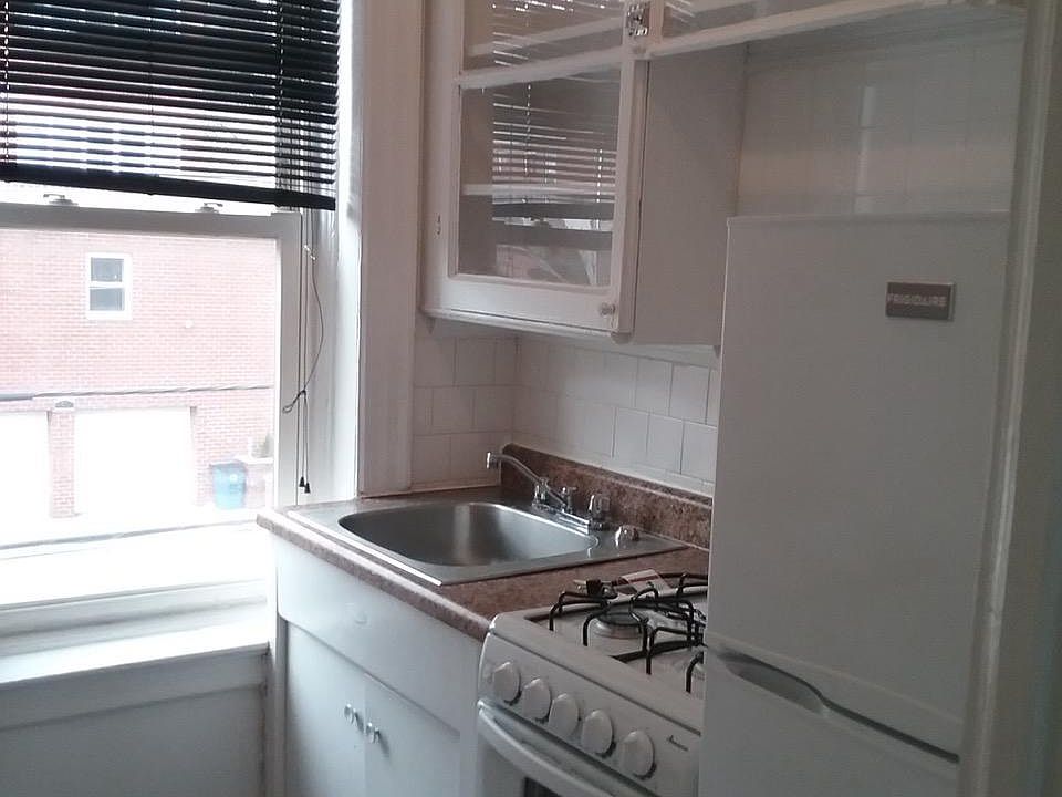 Kitchenette new applainces