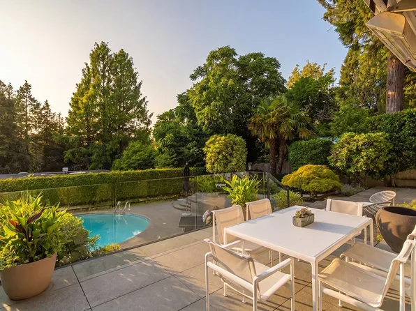 6263 Carnarvon St, Vancouver, BC V6N 1K2