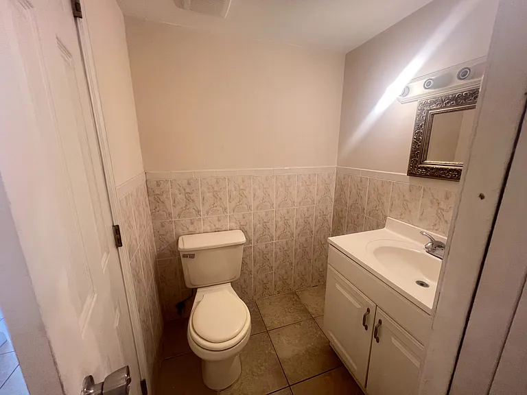 12290 NE 11th Ct #203-1 — Photo 7