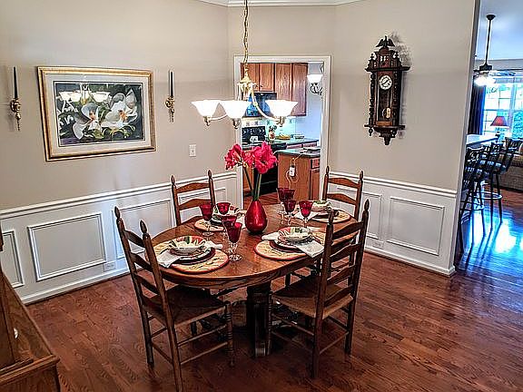 separate dining area