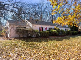146 Sunset Dr, Glastonbury, CT 06033