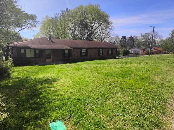 711 Walter St, Athens, TN 37303
