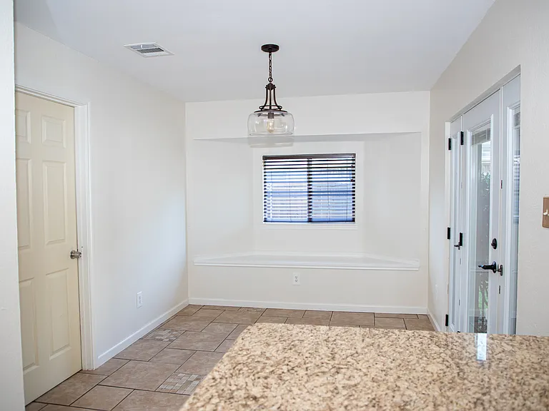 2201 Driskell Ln — Photo 11