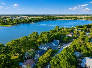 309 Lakewood Dr, Waxahachie, TX 75165