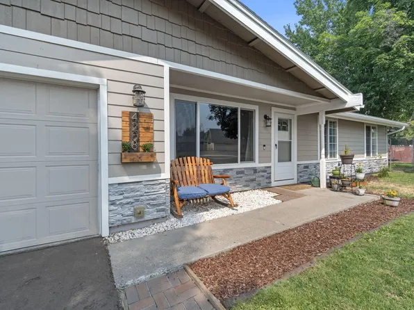 4208 Pepperwood Dr, Klamath Falls, OR 97603