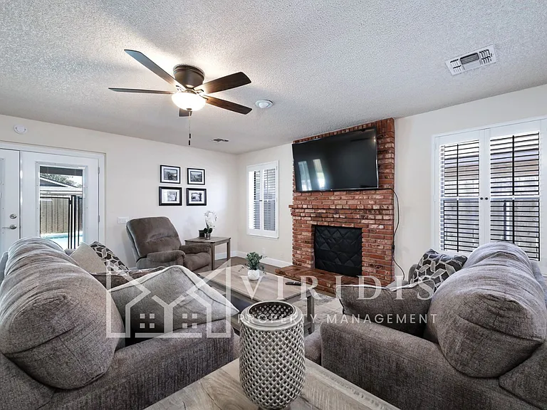 4304 Milo Ave — Photo 46