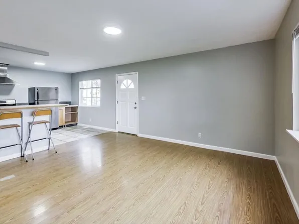 989 Vermont St #3, Oakland, CA 94610