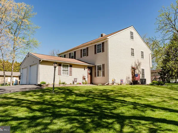 139 Beth Dr, Lansdale, PA 19446
