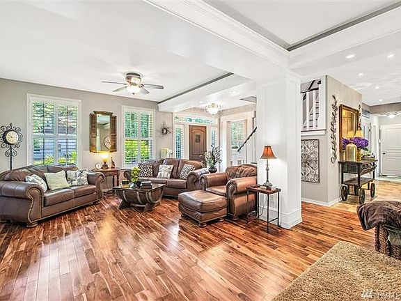 4th image of 3608 Stead Ln NE