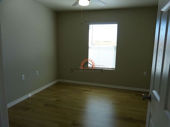 4th image of 3132 Westminster Dr #B