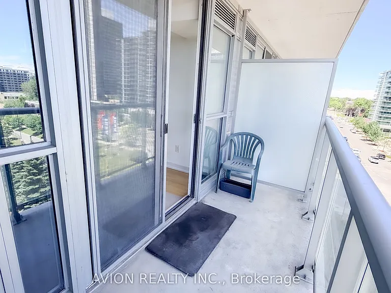 121 McMahon Dr #705 — Photo 14