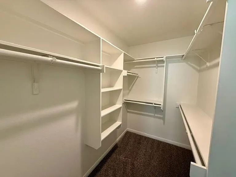 3517 Beutel Rd — Photo 11