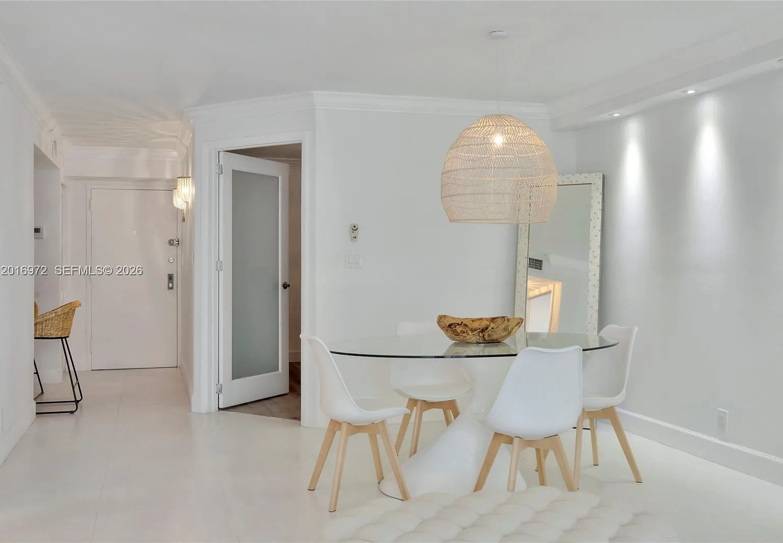 The Riviera Condo — Photo 2