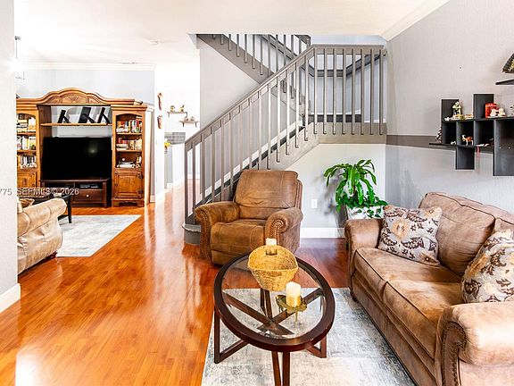 4th image of 12523 SW 121st Way