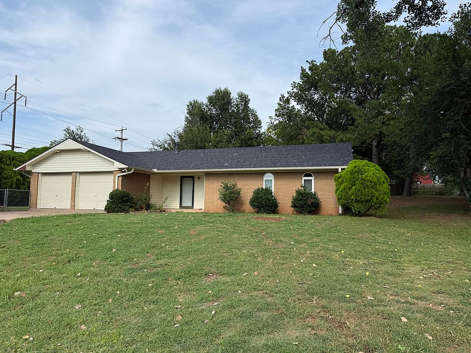 1st image of 1623 E McElroy Pl