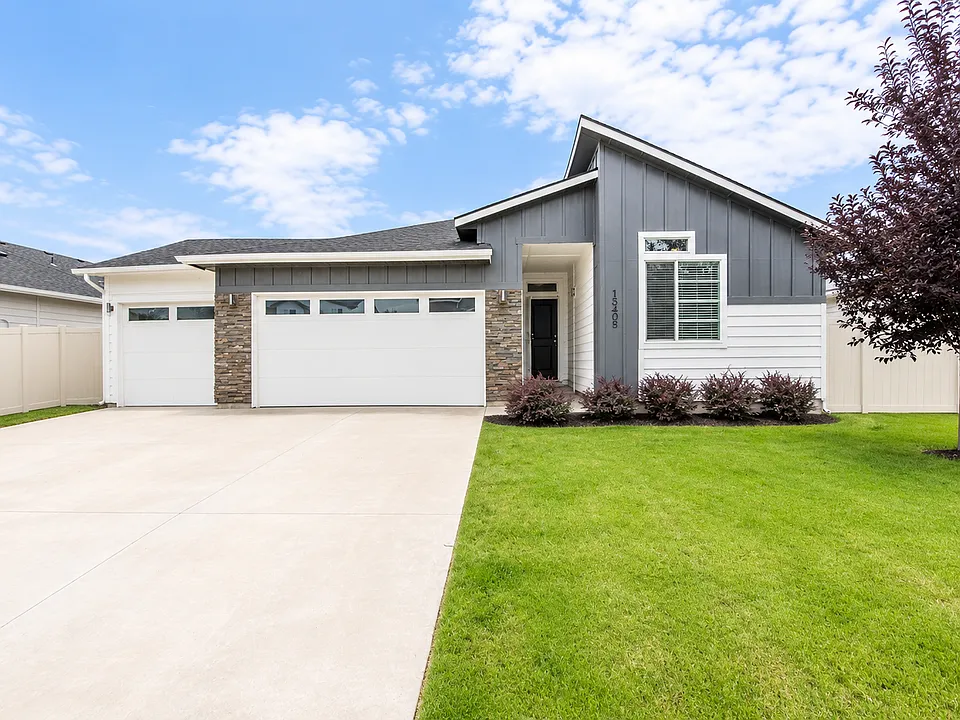 15409 Hogback Way