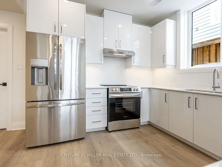 149 Richardson St #B — Photo 7