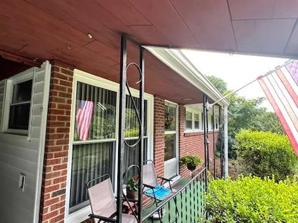 2870 Fraternity Church Rd, Winston Salem, NC 27127