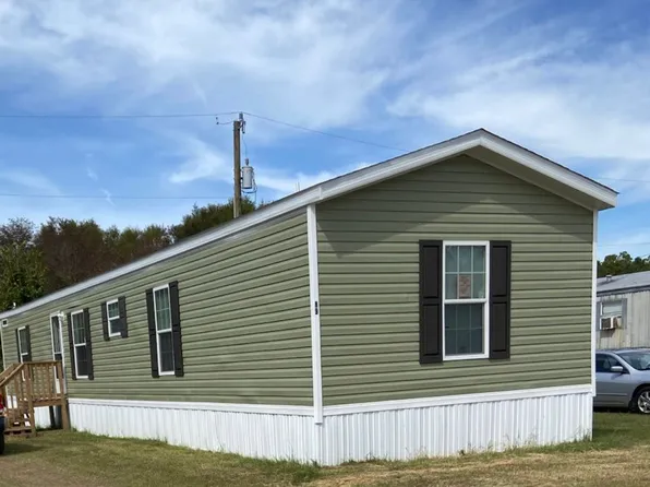 89 Lyons Ln, Tarboro, NC 27886