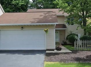 2457 Port Charles Dr, Stow, OH 44224