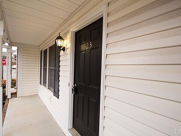 3rd image of 523 Northwynd Cir