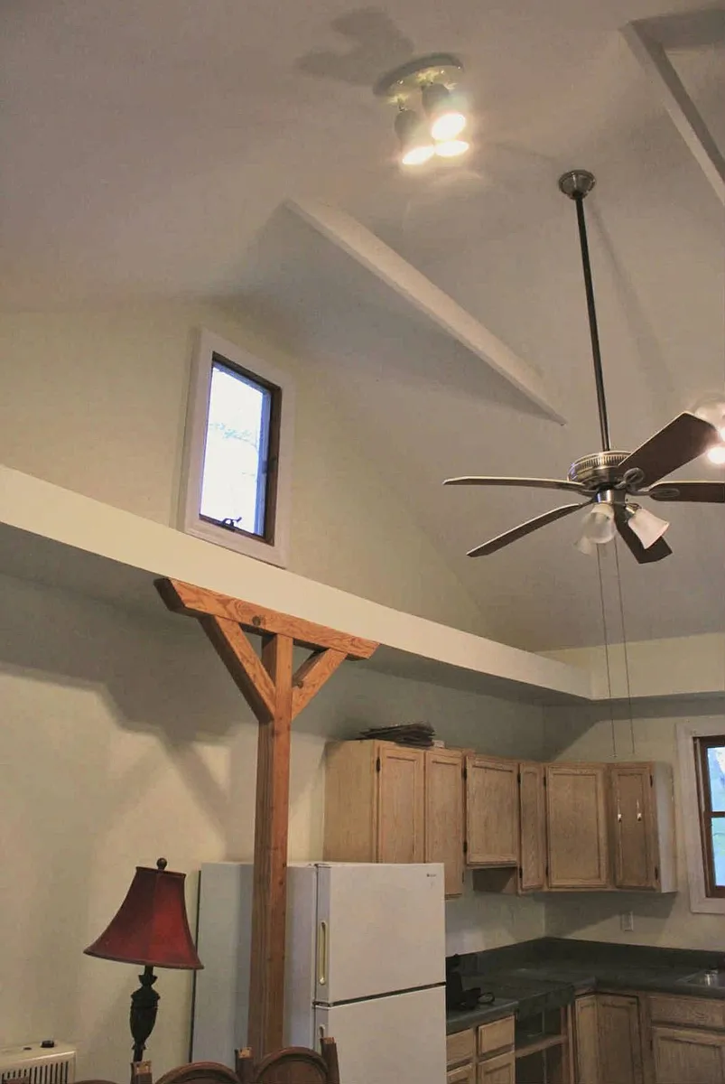 Building Photo - 300 Budd Rd #COTTAGE