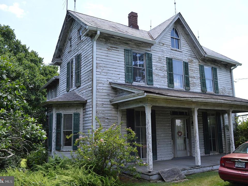 1st image of 3903 Street Rd