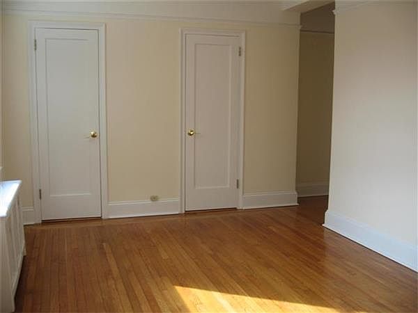 2nd image of 304 W 75th St APT 16G