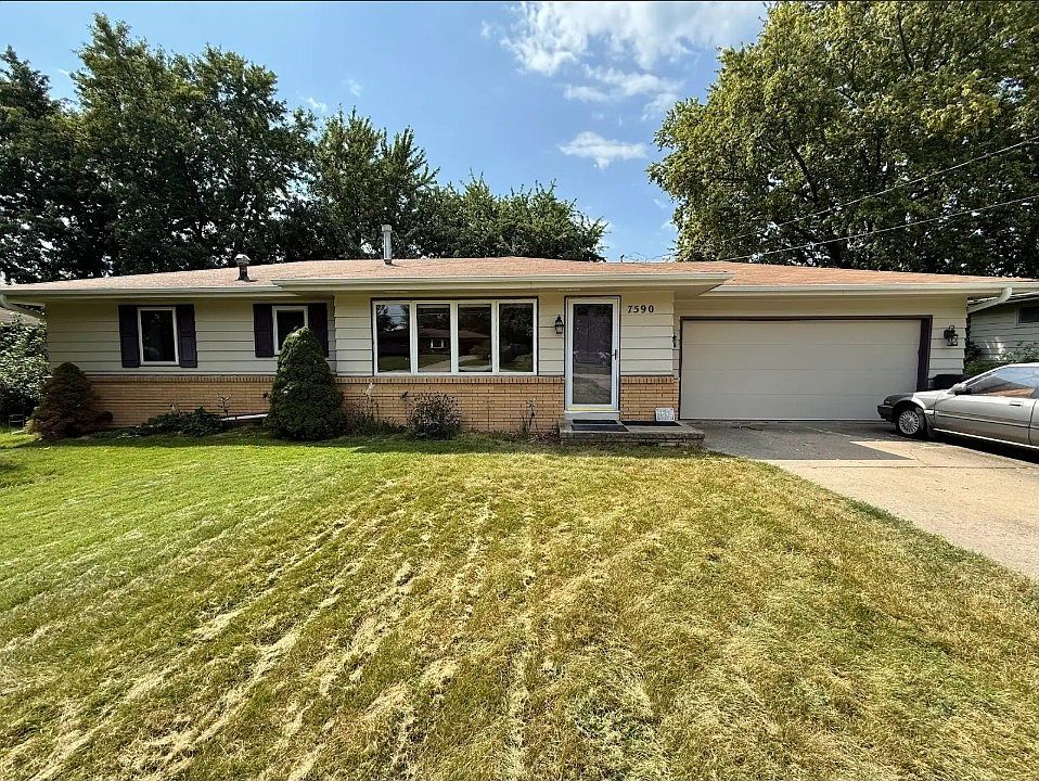 1st image of 7590 NW 16th St