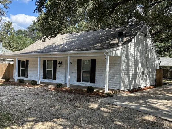 102 Mardi St, Madisonville, LA 70447