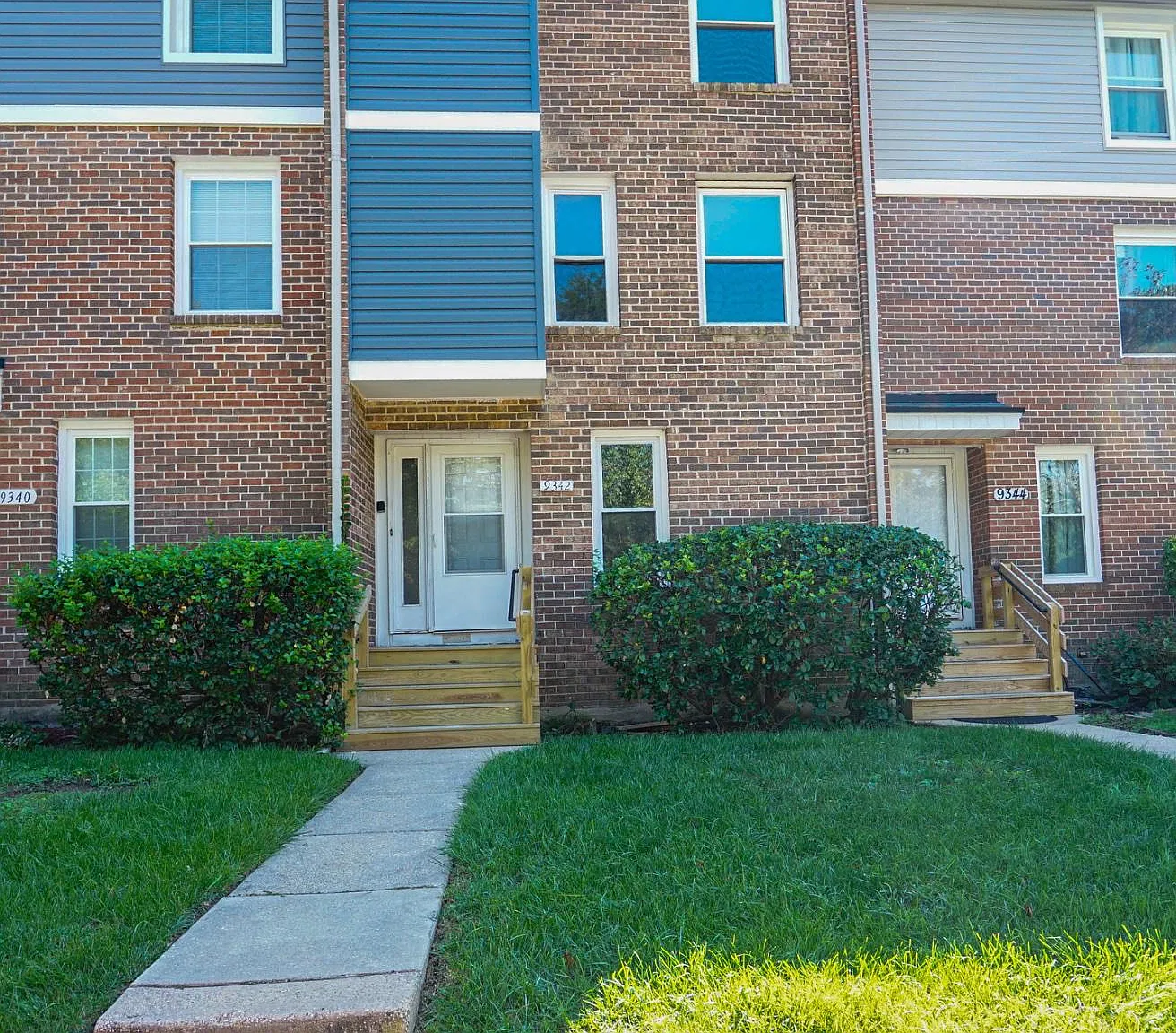 4 bed, 2.5 bath, 1810 sqft, $3,000 — Photo 1