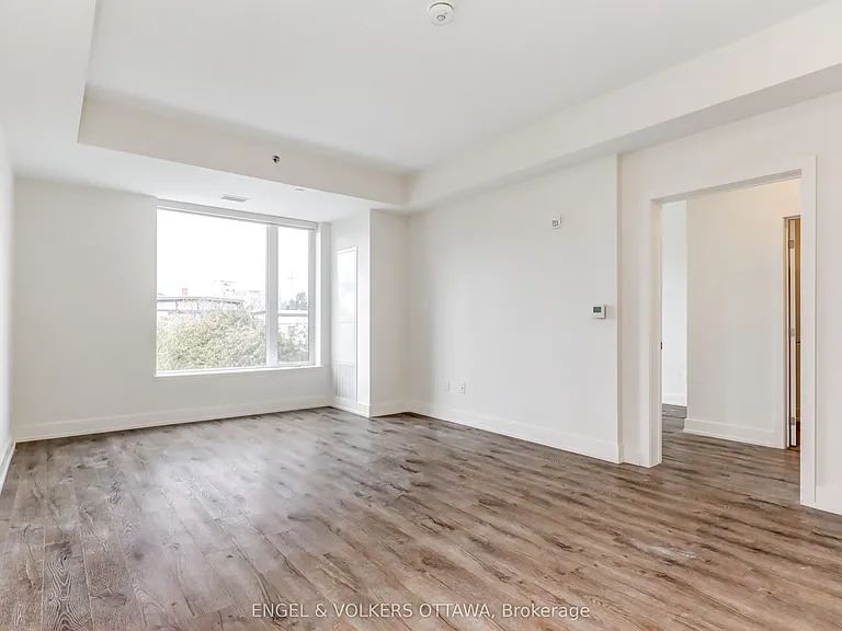 280 Crichton St #107 — Photo 9