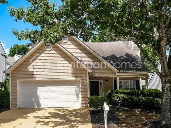 80 Greystone Cir, Hiram, GA 30141