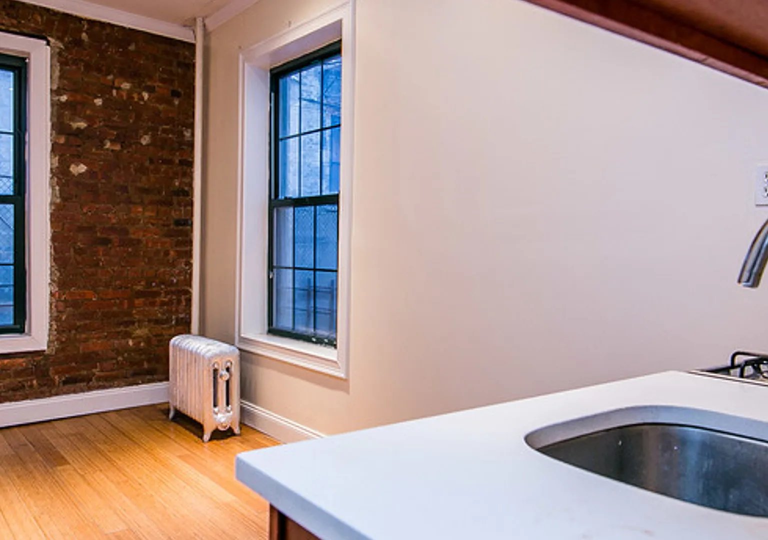 571 Lincoln Place — Photo 4