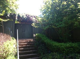 2116 8th Ave W, Seattle, WA 98119